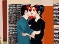 Gioco Kissing Shoppers