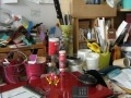 Gioco Messy office room