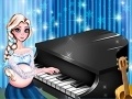 Gioco Pregnant Elsa Piano Performance