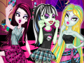 Gioco Monster High Vs. Disney Princesses Instagram Challenge 